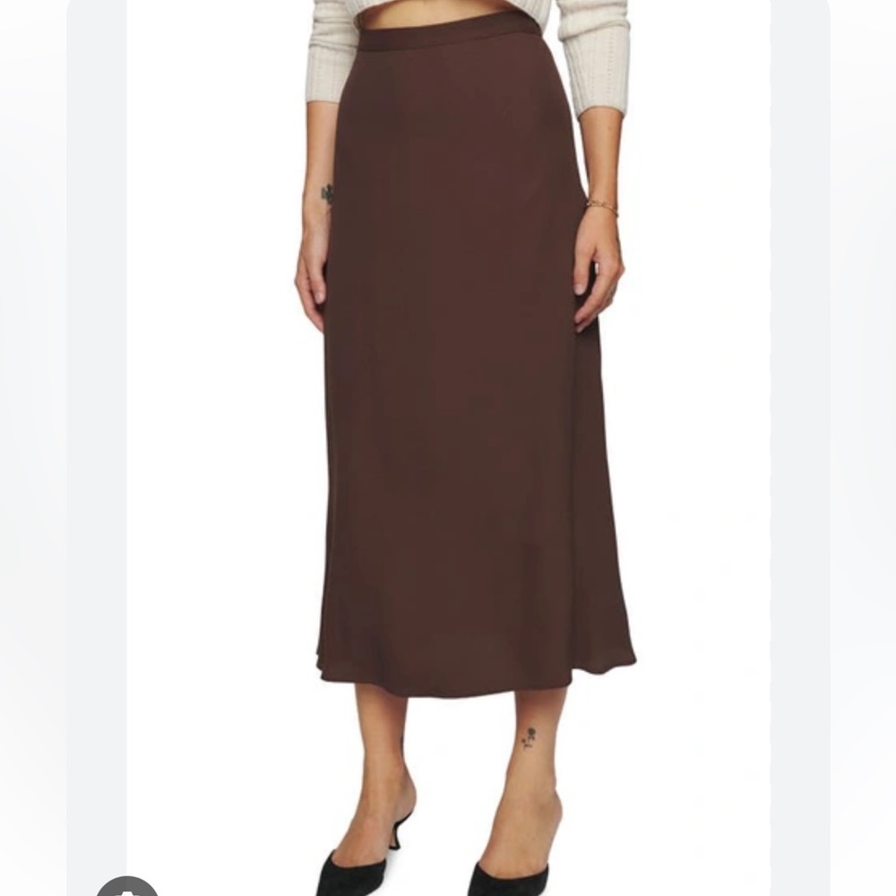 Reformation Bea Midi Skirt in Cafe, 0